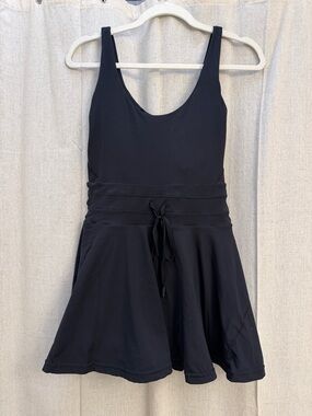 Pop Flex Black Tie waist dress Medium